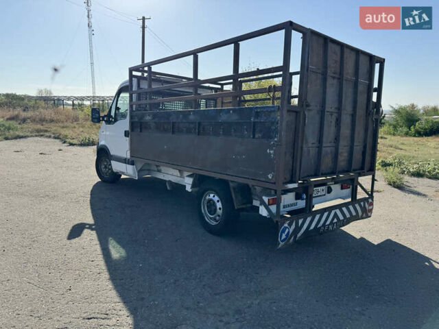 Белый Рено Мастер, объемом двигателя 2.5 л и пробегом 600 тыс. км за 8000 $, фото 2 на Automoto.ua