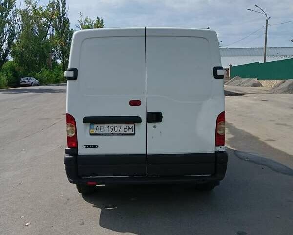 Білий Рено Мастєр, об'ємом двигуна 2.5 л та пробігом 400 тис. км за 3950 $, фото 1 на Automoto.ua