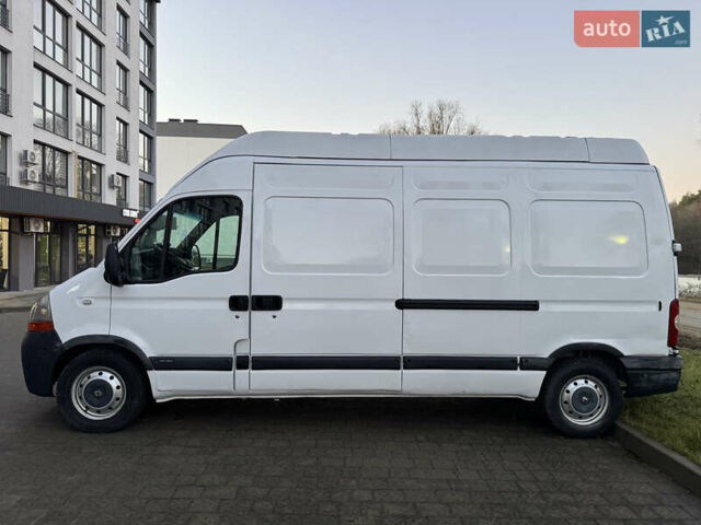 Белый Рено Мастер, объемом двигателя 2.5 л и пробегом 300 тыс. км за 7200 $, фото 2 на Automoto.ua