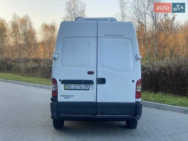 Белый Рено Мастер, объемом двигателя 2.5 л и пробегом 253 тыс. км за 5000 $, фото 5 на Automoto.ua