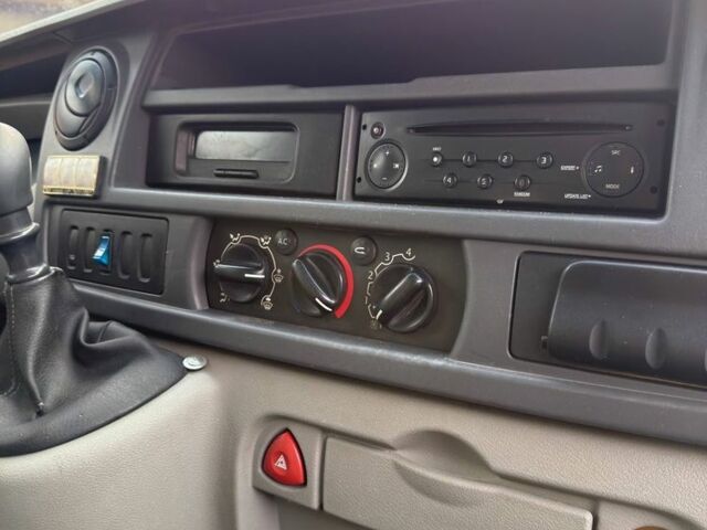 Білий Рено Мастєр, об'ємом двигуна 2.5 л та пробігом 270 тис. км за 5999 $, фото 9 на Automoto.ua