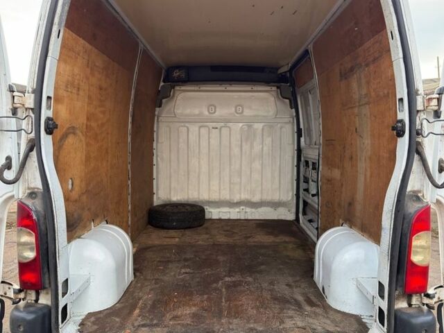 Білий Рено Мастєр, об'ємом двигуна 2.5 л та пробігом 270 тис. км за 5999 $, фото 15 на Automoto.ua