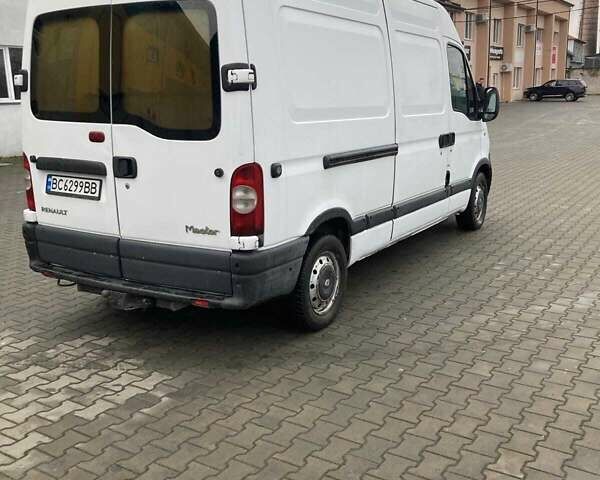 Белый Рено Мастер, объемом двигателя 2.5 л и пробегом 312 тыс. км за 6900 $, фото 2 на Automoto.ua