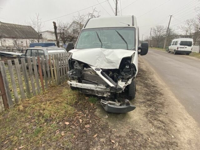 Белый Рено Мастер, объемом двигателя 2.5 л и пробегом 300 тыс. км за 2700 $, фото 3 на Automoto.ua