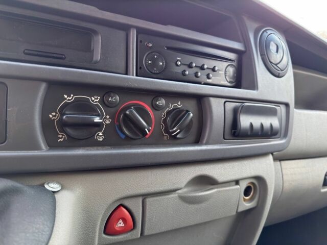 Білий Рено Мастєр, об'ємом двигуна 2.5 л та пробігом 270 тис. км за 5999 $, фото 12 на Automoto.ua