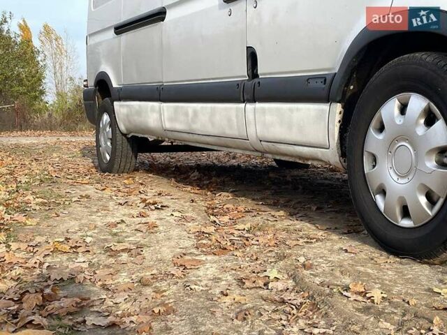 Белый Рено Мастер, объемом двигателя 2.5 л и пробегом 312 тыс. км за 8800 $, фото 9 на Automoto.ua