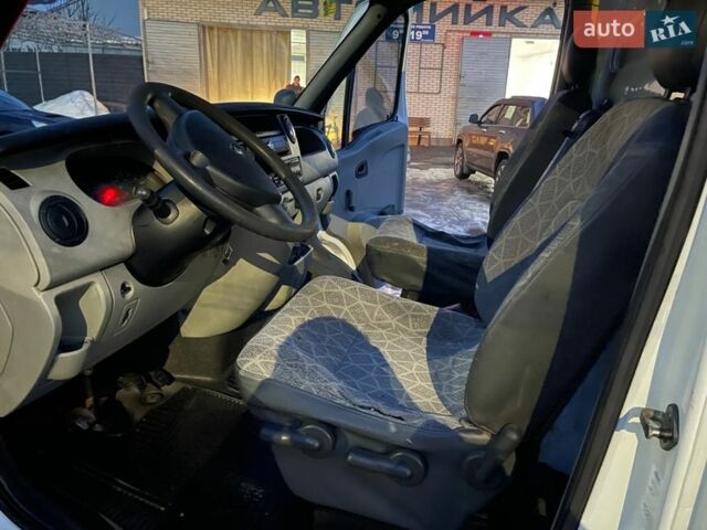 Білий Рено Мастєр, об'ємом двигуна 2.5 л та пробігом 420 тис. км за 7300 $, фото 15 на Automoto.ua