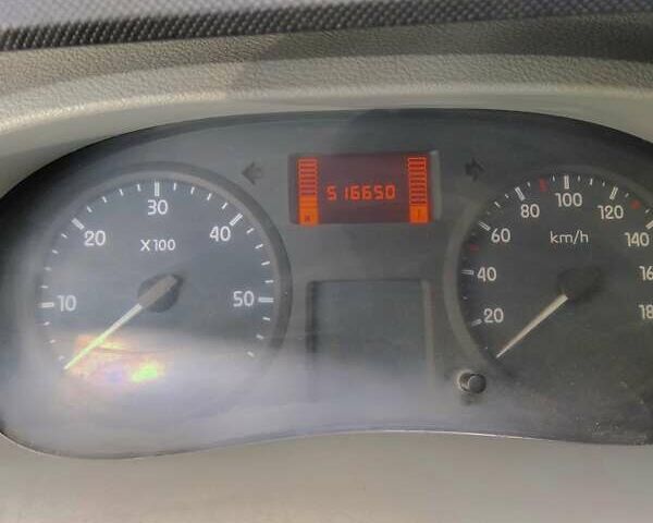 Білий Рено Мастєр, об'ємом двигуна 2.2 л та пробігом 516 тис. км за 7500 $, фото 3 на Automoto.ua