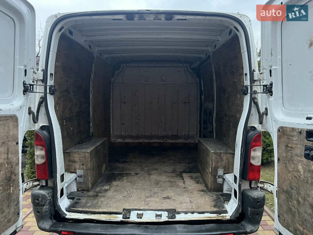 Білий Рено Мастєр, об'ємом двигуна 2.46 л та пробігом 418 тис. км за 5200 $, фото 9 на Automoto.ua
