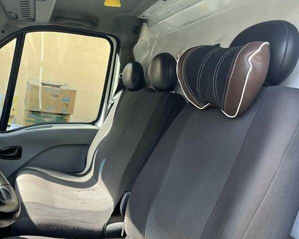 Білий Рено Мастєр, об'ємом двигуна 2.46 л та пробігом 520 тис. км за 7400 $, фото 7 на Automoto.ua