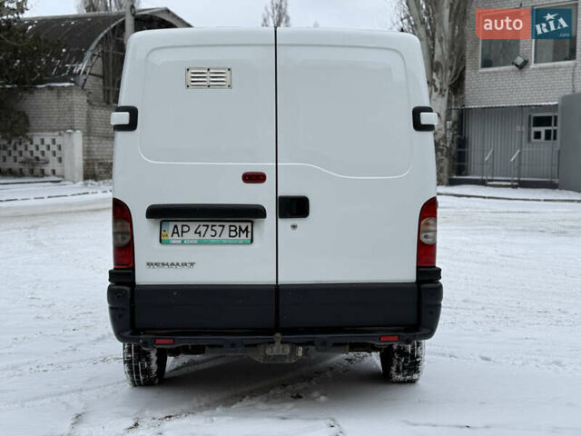 Белый Рено Мастер, объемом двигателя 2.46 л и пробегом 439 тыс. км за 6000 $, фото 6 на Automoto.ua