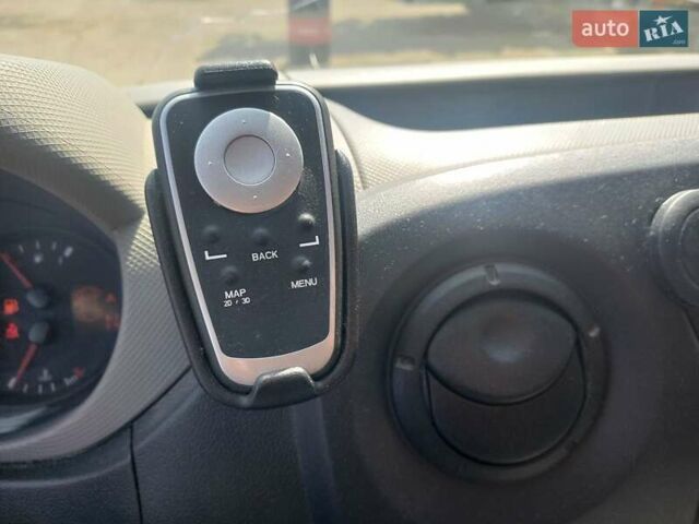 Білий Рено Мастєр, об'ємом двигуна 2.3 л та пробігом 295 тис. км за 11000 $, фото 16 на Automoto.ua