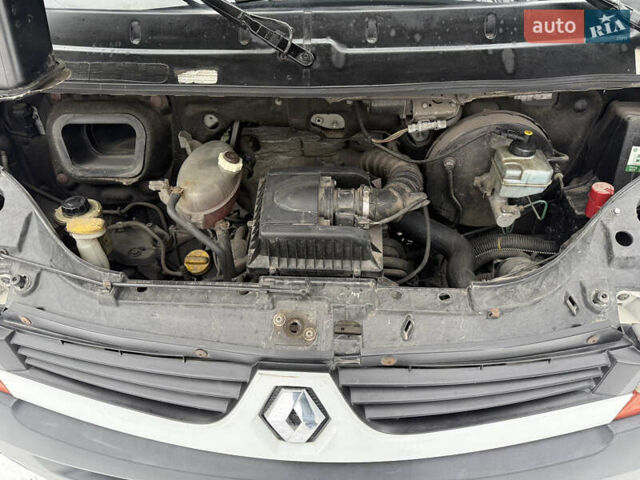 Белый Рено Мастер, объемом двигателя 2.46 л и пробегом 439 тыс. км за 6000 $, фото 16 на Automoto.ua