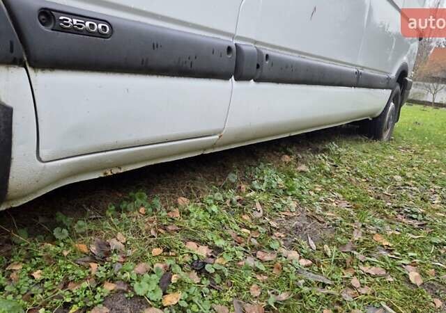 Білий Рено Мастєр, об'ємом двигуна 2.5 л та пробігом 500 тис. км за 6800 $, фото 3 на Automoto.ua