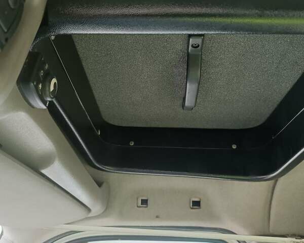 Белый Рено Мастер, объемом двигателя 2.3 л и пробегом 3 тыс. км за 14300 $, фото 5 на Automoto.ua