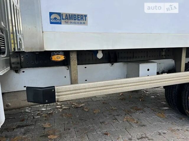 Белый Рено Мастер, объемом двигателя 2.3 л и пробегом 361 тыс. км за 17486 $, фото 3 на Automoto.ua