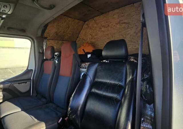 Белый Рено Мастер, объемом двигателя 2.3 л и пробегом 342 тыс. км за 9000 $, фото 7 на Automoto.ua