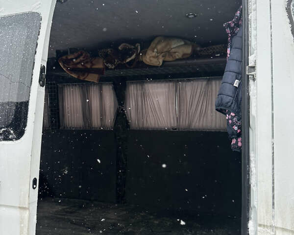 Білий Рено Мастєр, об'ємом двигуна 2.3 л та пробігом 350 тис. км за 12700 $, фото 13 на Automoto.ua