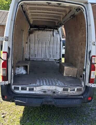 Білий Рено Мастєр, об'ємом двигуна 2.3 л та пробігом 573 тис. км за 10500 $, фото 11 на Automoto.ua