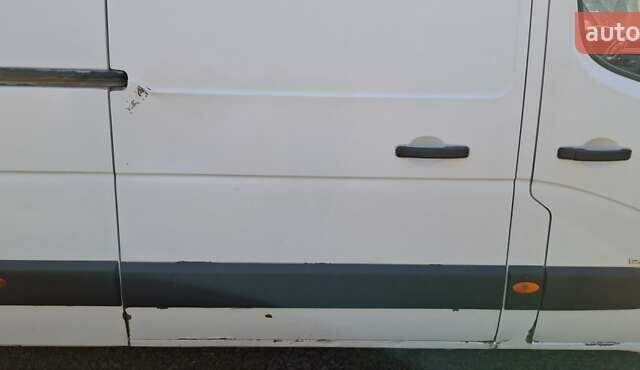 Білий Рено Мастєр, об'ємом двигуна 2.3 л та пробігом 573 тис. км за 10500 $, фото 2 на Automoto.ua