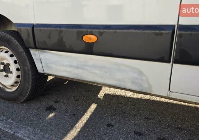 Белый Рено Мастер, объемом двигателя 2.3 л и пробегом 342 тыс. км за 9000 $, фото 5 на Automoto.ua