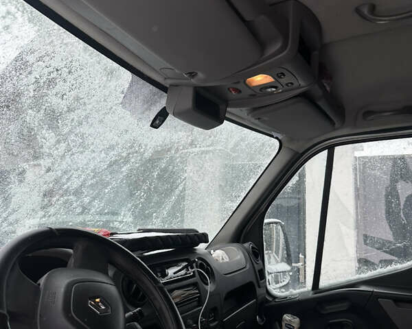 Білий Рено Мастєр, об'ємом двигуна 2.3 л та пробігом 350 тис. км за 12700 $, фото 8 на Automoto.ua