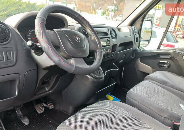 Белый Рено Мастер, объемом двигателя 2.3 л и пробегом 719 тыс. км за 10000 $, фото 7 на Automoto.ua