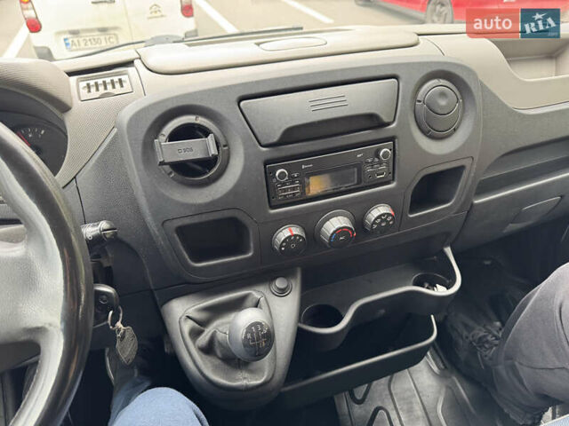 Белый Рено Мастер, объемом двигателя 2.3 л и пробегом 531 тыс. км за 8999 $, фото 20 на Automoto.ua