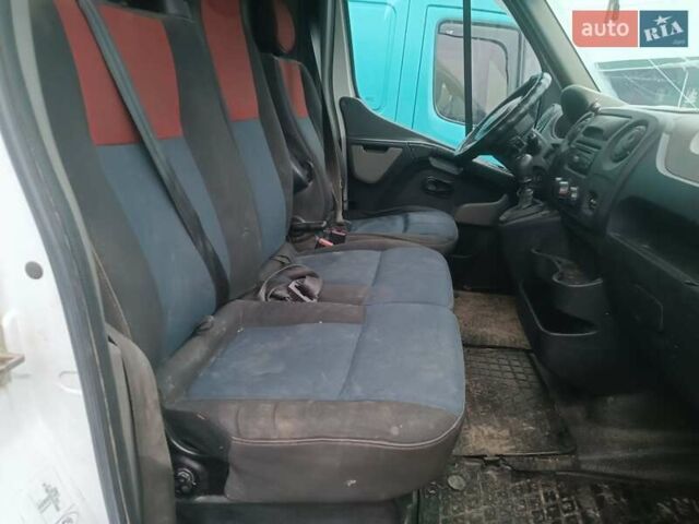 Білий Рено Мастєр, об'ємом двигуна 2.3 л та пробігом 620 тис. км за 5200 $, фото 9 на Automoto.ua