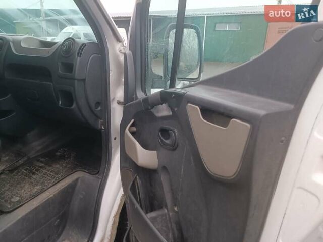 Білий Рено Мастєр, об'ємом двигуна 2.3 л та пробігом 620 тис. км за 5200 $, фото 8 на Automoto.ua