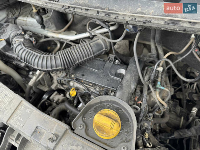 Белый Рено Мастер, объемом двигателя 2.3 л и пробегом 531 тыс. км за 8999 $, фото 8 на Automoto.ua