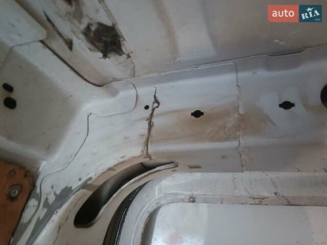 Білий Рено Мастєр, об'ємом двигуна 2.3 л та пробігом 620 тис. км за 5200 $, фото 2 на Automoto.ua