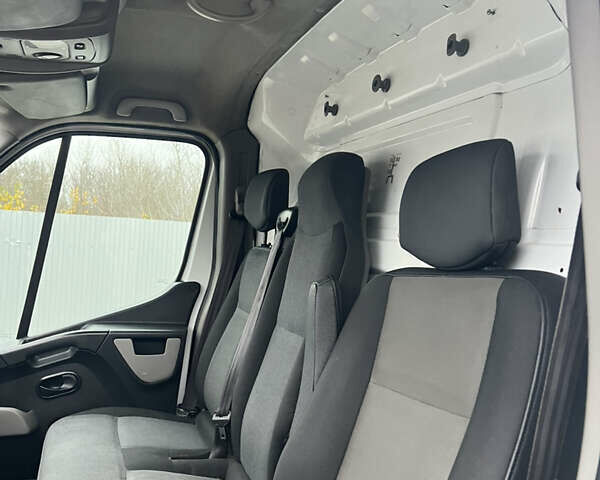 Білий Рено Мастєр, об'ємом двигуна 2.3 л та пробігом 600 тис. км за 15800 $, фото 5 на Automoto.ua