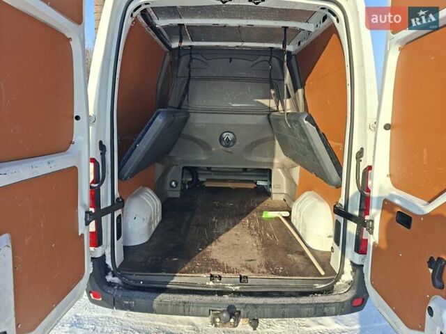 Белый Рено Мастер, объемом двигателя 2.3 л и пробегом 279 тыс. км за 13500 $, фото 10 на Automoto.ua