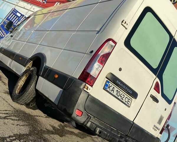 Белый Рено Мастер, объемом двигателя 2.3 л и пробегом 465 тыс. км за 12000 $, фото 7 на Automoto.ua