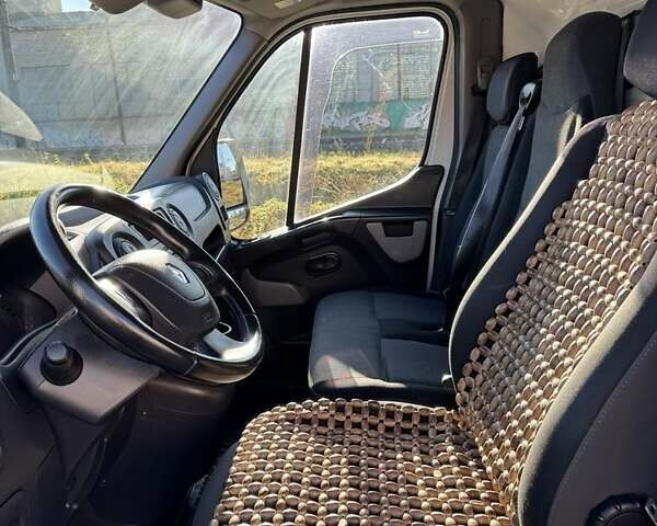 Білий Рено Мастєр, об'ємом двигуна 2.3 л та пробігом 519 тис. км за 10712 $, фото 14 на Automoto.ua