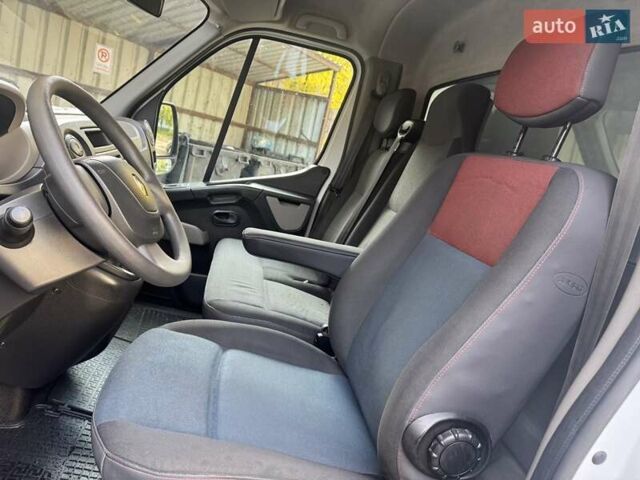 Рено Мастєр 2013 у Рівному на Automoto.ua Білий Рено Мастєр, об'ємом двигуна 2.3 л та пробігом 268 тис. км за 15700 $, фото 9 на Automoto.ua