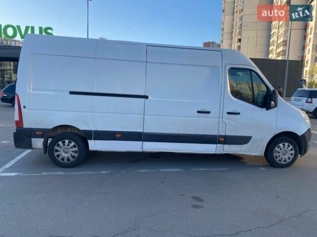 Белый Рено Мастер, объемом двигателя 2.3 л и пробегом 386 тыс. км за 9000 $, фото 1 на Automoto.ua
