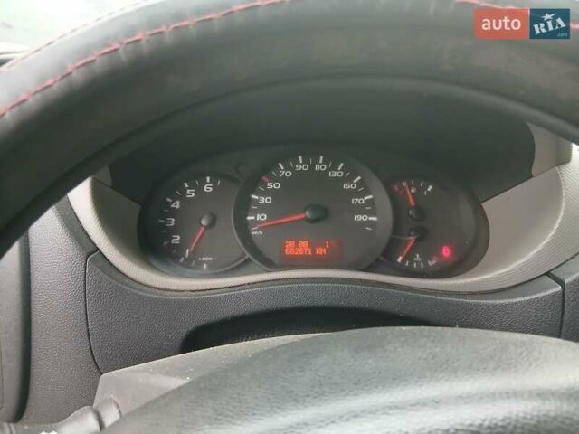 Белый Рено Мастер, объемом двигателя 2.3 л и пробегом 680 тыс. км за 10700 $, фото 10 на Automoto.ua