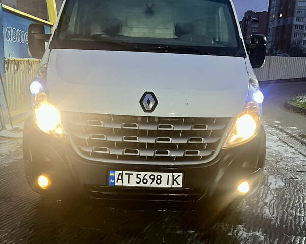 Белый Рено Мастер, объемом двигателя 2.3 л и пробегом 580 тыс. км за 11900 $, фото 2 на Automoto.ua