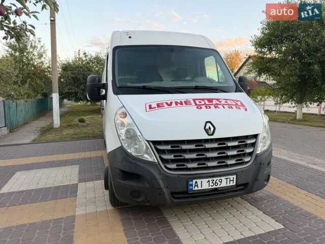 Белый Рено Мастер, объемом двигателя 2.3 л и пробегом 305 тыс. км за 14800 $, фото 2 на Automoto.ua