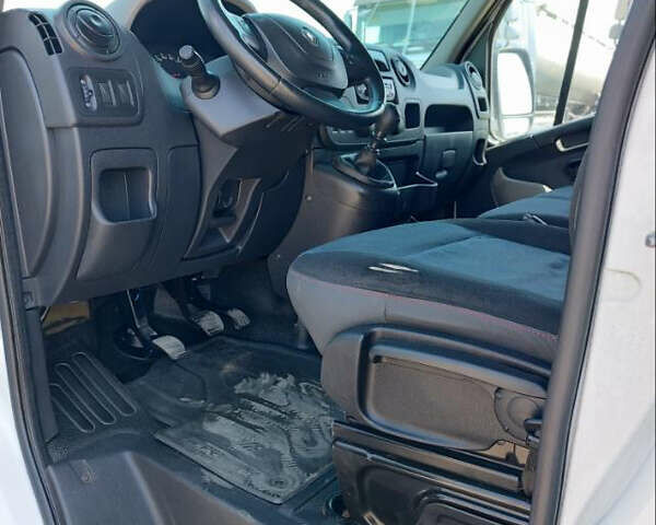 Білий Рено Мастєр, об'ємом двигуна 2.3 л та пробігом 923 тис. км за 12900 $, фото 17 на Automoto.ua