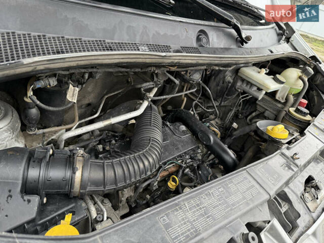 Білий Рено Мастєр, об'ємом двигуна 2.3 л та пробігом 556 тис. км за 11000 $, фото 16 на Automoto.ua