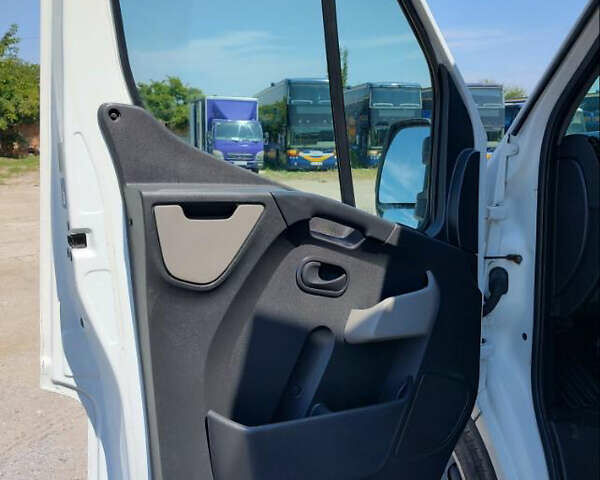 Білий Рено Мастєр, об'ємом двигуна 2.3 л та пробігом 923 тис. км за 12900 $, фото 13 на Automoto.ua