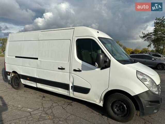 Белый Рено Мастер, объемом двигателя 2.3 л и пробегом 665 тыс. км за 12900 $, фото 1 на Automoto.ua