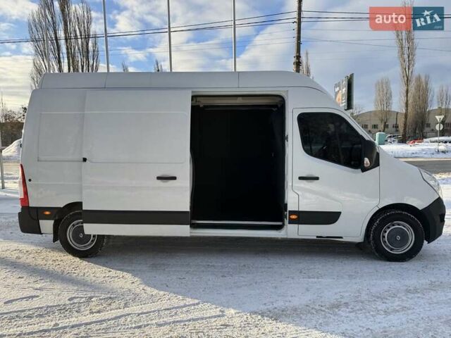 Белый Рено Мастер, объемом двигателя 2.3 л и пробегом 272 тыс. км за 12750 $, фото 3 на Automoto.ua
