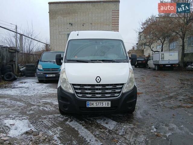 Белый Рено Мастер, объемом двигателя 2.3 л и пробегом 680 тыс. км за 10700 $, фото 1 на Automoto.ua