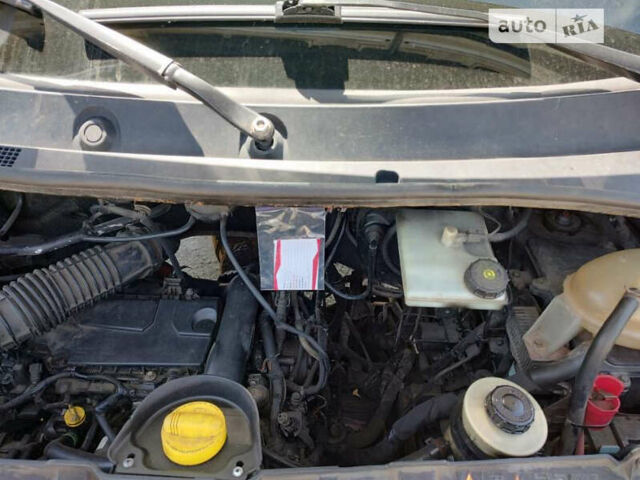 Білий Рено Мастєр, об'ємом двигуна 2.3 л та пробігом 923 тис. км за 12900 $, фото 8 на Automoto.ua