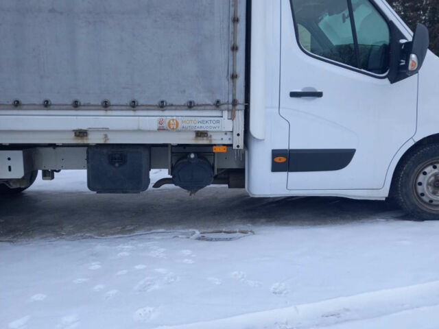 Белый Рено Мастер, объемом двигателя 2.3 л и пробегом 639 тыс. км за 12800 $, фото 9 на Automoto.ua