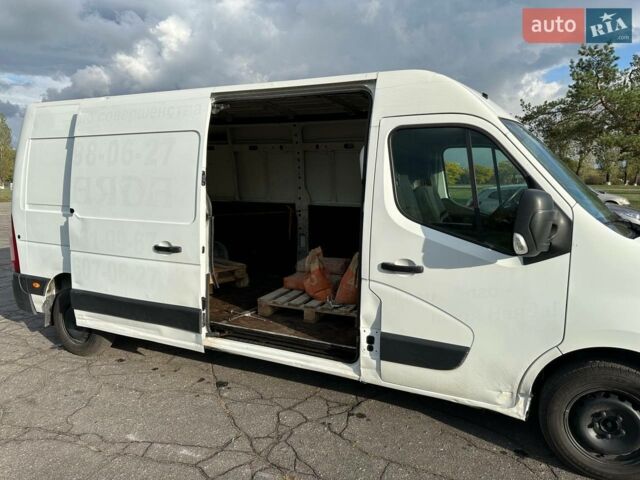 Белый Рено Мастер, объемом двигателя 2.3 л и пробегом 665 тыс. км за 11750 $, фото 6 на Automoto.ua